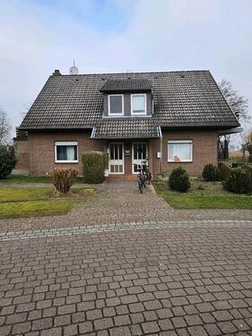 Foto - Haus mit 3 Wohneinheiten zur Investitions Anlage