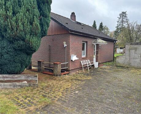 Foto - Kleines Freistehendes Haus im Büsenbachtal