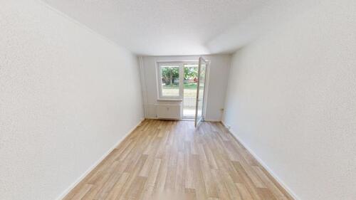 Foto - Geräumige Erdgeschosswohnung mit Balkon