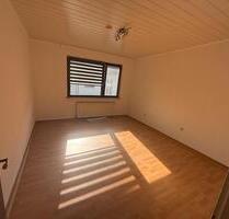 Große, frisch renovierte 3-Zimmer Wohnung mit EBK nahe Bamlerstr - Essen Stadtbezirk V
