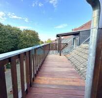 4- Zimmer- Wohnung im Dachgeschoss mit Balkon, Einbauküche und Stellplatz zu vermieten - Parchim