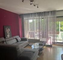 Vollmöblierte 2,5-Zimmer-Wohnung mit großem Balkon zur Zwischenmiete in Köln-Junkersdorf Vollmöblierte 2,5-Zimmer-Wohnung mit großem Balkon zur Zwischenmiete in Köln-Junkersdorf