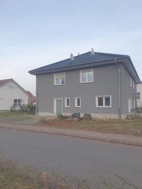 Foto - Doppelhaushälfte. - 1.300,00&nbsp;EUR Kaltmiete, ca.&nbsp; 130,00&nbsp;m&sup2;