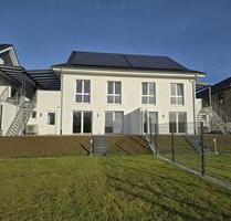 Moderne, großzügige Neubau-Doppelhaushälfte in Ostercappeln