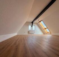 Historischer Charme trifft Moderne – renovierte DG-Maisonette - Wiernsheim