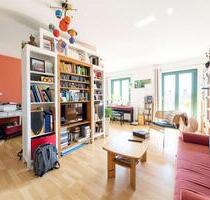 3-Zimmer-Wohnung mit Balkon - 815,00&nbsp;EUR Kaltmiete, ca.&nbsp; 81,01&nbsp;m&sup2; in Schwerin (PLZ: 19053)
