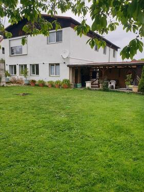 Foto - Zweifamilienhaus - 600.000,00&nbsp;EUR Kaufpreis, ca.&nbsp; 250,00&nbsp;m&sup2;
