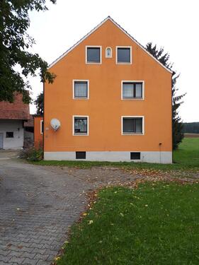 Foto - Hofstelle mit Wohnhaus & Wirtschaftsgebäuden bei Amberg