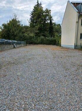 Foto - ü. 450qm² Gewerbefläche Stellplätze Hof Schotterplatz