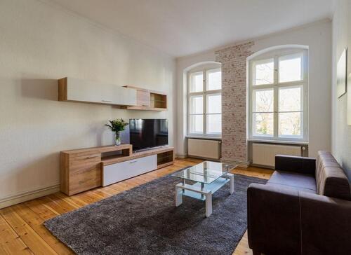 Foto - Schöne, elegante Wohnung mit Wohn- und Schlafzimmer.