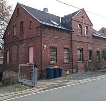 Großes Zweifamilienhaus mit Grundstück & Nebengebäuden - Falkenstein/Vogtland