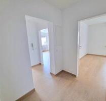 90qm Wohnung frisch renoviert (barrierearmseniorengerecht) - Kastellaun