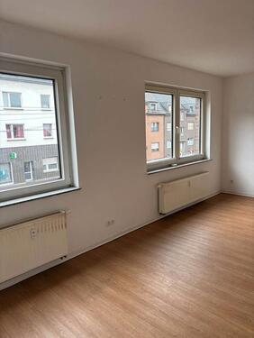 Foto - Moderne 3-Zimmer-Wohnung mit Tageslichtbad zentral gelegen