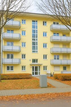 Foto - Frisch renovierte 2 Zimmer Wohnung in Dachau mit 2 Balkonen TG