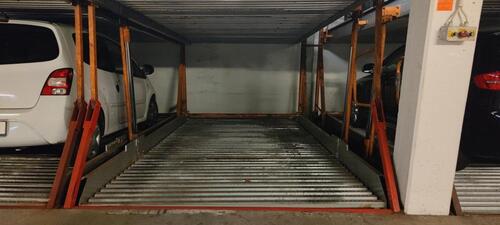 Foto - Tiefgaragenplatz in D.dorf, PöhlenwegAm Schulberg zu vermieten