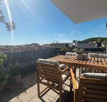 **Neuwertige - 4-Zi.-Penthouse-Maisonette in zentraler Lage in Gelnhausen-Stadt**