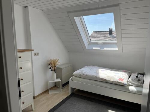 Foto - Möbliertes WG-Zimmer - 450,00 EUR Kaltmiete,