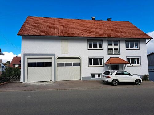 Foto - Etagenwohnung Wohnung Balkon 128 qm 4 -5 Personen