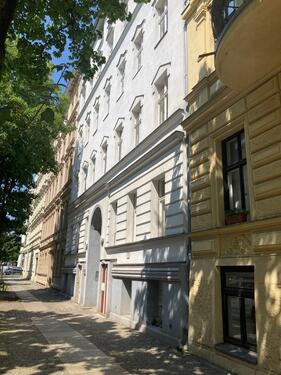 Foto - Sonnig-helle 3-Zimmer-Altbauwohnung im BERLIN - provisionsfrei