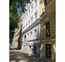 Sonnig-helle 3-Zimmer-Altbauwohnung im BERLIN - provisionsfrei