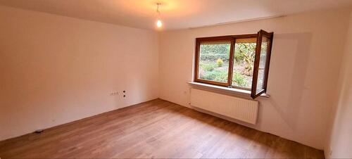 Foto - Erstbezug! Vollständig kernsanierte 2-Zimmer-EG-Wohnung