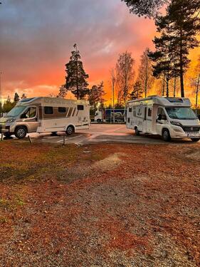 Foto - Wohnmobil (Automatik) mieten mit Hund an der Nordsee