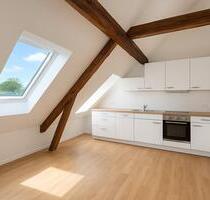 Schöne Dachgeschosswohnung - 750,00 EUR Kaltmiete, in Weiden in der Oberpfalz (PLZ: 92637)