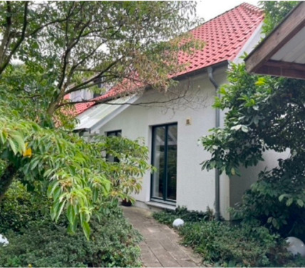 Foto - Modernes Haus für 2 bis 3 Menschen mit großem Garten