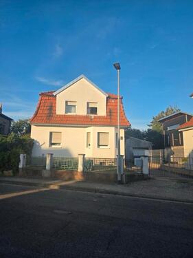 Foto - Einfamilienhaus mit Riesen Garten TOP-LAGE