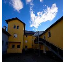 Gemütliche 2-Zimmer-Erdgeschosswohnung mit Balkon Einbauküche - Ludwigshafen am Rhein Rheingönheim