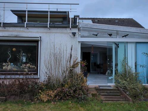 Foto - Haus mit Wintergarten und Garage im Haus