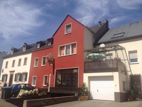 Foto - Mehrfamilienhaus in Kordel - 325.000,00&nbsp;EUR Kaufpreis, ca.&nbsp; 270,00&nbsp;m&sup2;