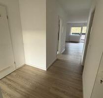 Frisch renoviert: 3-Zimmer-Wohnung mit Balkon und EBK - Senden
