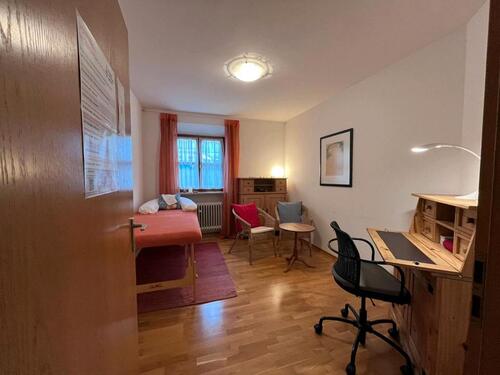 Foto - Kleiner Raum zu vermieten - 380,00 EUR Kaltmiete,