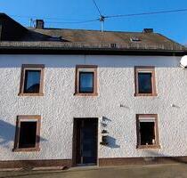 Haus mit Potenzial für Sanierungsprofis - Hillesheim