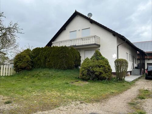 Foto - Einfamilienhaus Zweifamilienhaus freistehend