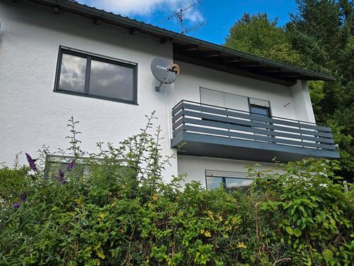 Foto - Wohnung 110 qm, mit Garten, Terrasse und Balkon, Ofenheizung