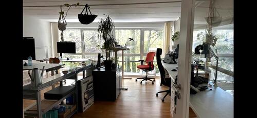 Foto - Büro Arbeitsplatz im Coworking Space 