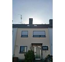 Haus Reihenhaus in Bornheim Dersdorf mit Terrasse & Garten