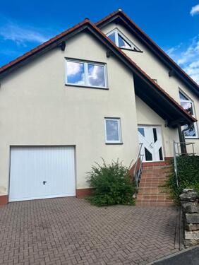 Foto - Sehr schönes großes Einfamilienhaus zu vermieten