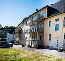 Für kleine Familien: 4 Zimmerwohnung im Dachgeschoss mit Balkon - Lüdenscheid