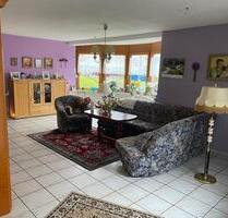 Helle 2-Zimmer EG Wohnung mit Gartennutzung in Schiffweiler