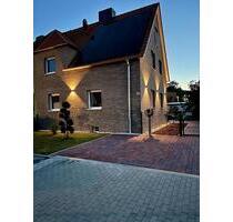 Exklusives Smart‑Energy‑Familienhaus mit 25 kW PV‑Anlage, Wallbox und großem Garten - Wolfsburg