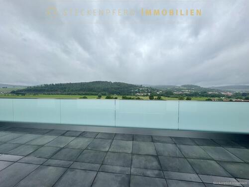 Foto - Besichtigung Samstag 12:45 Uhr! Wohnen mit Weitblick – 2-Zimmer-DG-Wohnung mit XXL-Sonnenterrasse