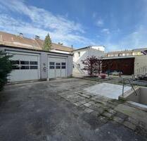 Garage mit elektrischem Tor – Hinterhoflage – Wuppertal ROTT