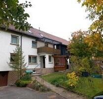 älteres Wohnhaus in Neuensorg - 160.000,00 EUR Kaufpreis, ca.  200,00 m² in Marktrodach (PLZ: 96364)