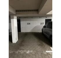 Tiefgarage Stellplatz - Parkplatz in Südstadt - Karlsruhe