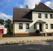 7-Zimmer-Haus mit Nebengebäuden für Gartenfreunde - Bergfeld