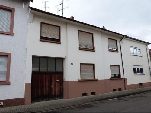 Foto - Einfamilienhaus mit Garten - 380.000,00&nbsp;EUR Kaufpreis, ca.&nbsp; 180,00&nbsp;m&sup2;