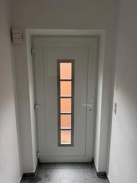 Foto - 2-Zimmer Wohnung – 60 m² – Fußbodenheizung - Kellerwohnung